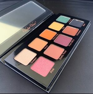 VIOLET VOSS - ESSENTIALS - EYESHADOW PALETTE 